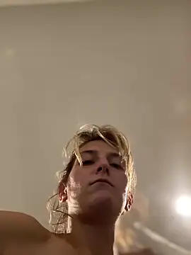 Phattpinktaco online show from September 24, 2025, 5:58 am