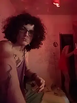 Snapshot of SuccubusTatuada chatting on November 29, 2025, 9:48 pm SuccubusTatuada online show from November 29, 2025, 9:48 pm