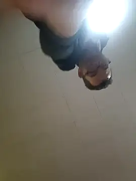 Snapshot of crissbadboy chatting on October 9, 2025, 12:11 am crissbadboy online show from October 9, 2025, 12:11 am