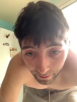 Snapshot of GuillaumebeauZizi chatting on February 8, 2026, 11:08 am GuillaumebeauZizi online show from February 8, 2026, 11:08 am