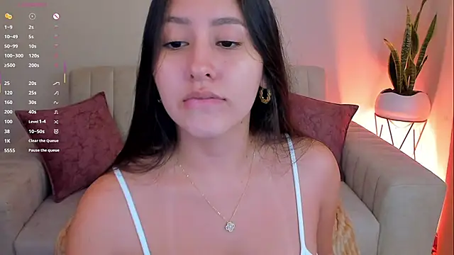 megan cooper28 online show from March 24, 2026, 4:23 am