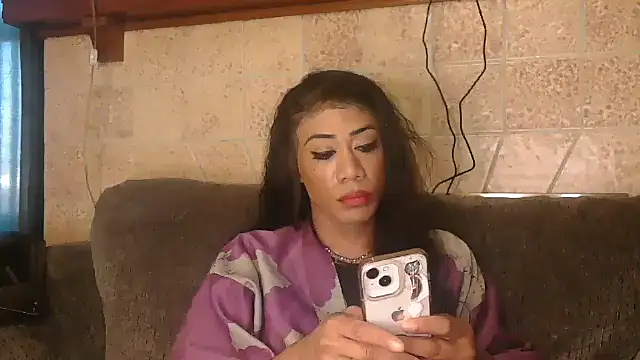 Snapshot of CaramelDipper chatting on March 1, 2026, 1:55 pm CaramelDipper online show from March 1, 2026, 1:55 pm