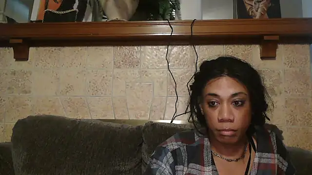 Snapshot of CaramelDipper chatting on February 19, 2026, 9:45 pm CaramelDipper online show from February 19, 2026, 9:45 pm