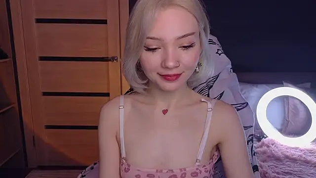 Snapshot of SandraBoyl chatting on January 24, 2025, 1:13 am SandraBoyl online show from January 24, 2025, 1:13 am