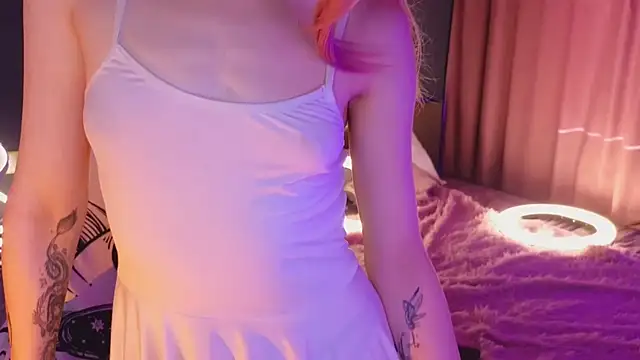 Snapshot of SandraBoyl chatting on February 21, 2025, 4:18 am SandraBoyl online show from February 21, 2025, 4:18 am