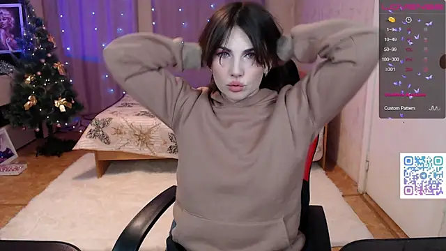 Daniela Cooperr online show from January 5, 2026, 6:00 pm