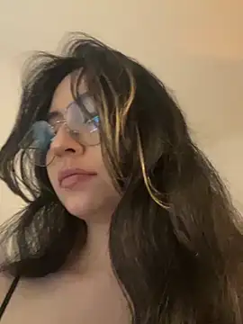marie2  online show from October 11, 2025, 11:22 am