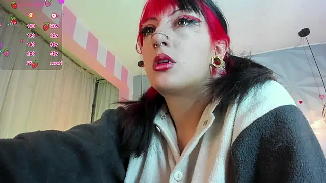 Snapshot of Candy_morgan412 chatting on November 28, 2025, 12:16 pm Candy morgan412 online show from November 28, 2025, 12:16 pm