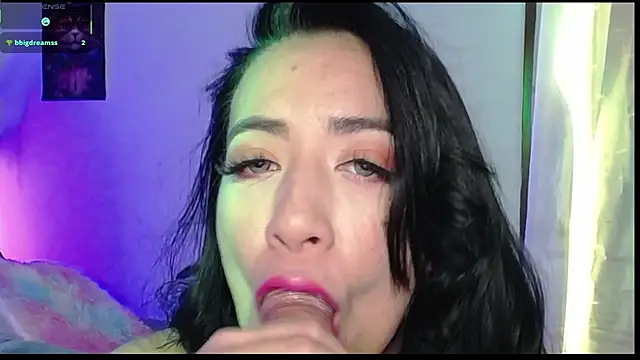 Snapshot of 77Scarlett chatting on February 8, 2026, 4:32 am 77Scarlett online show from February 8, 2026, 4:32 am