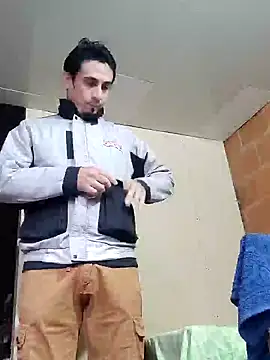 Rejy1992 online show from December 31, 2024, 11:42 am