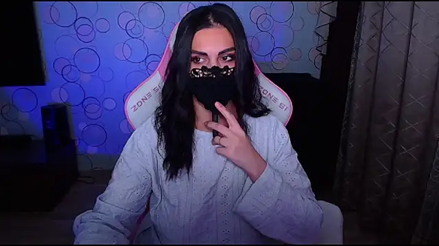 Snapshot of __Yasmina__ chatting on October 24, 2025, 3:05 am Yasmina online show from October 24, 2025, 3:05 am