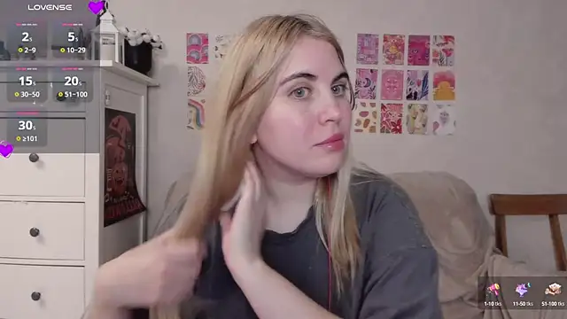 Snapshot of pawpaws chatting on March 14, 2025, 7:34 pm pawpaws online show from March 14, 2025, 7:34 pm