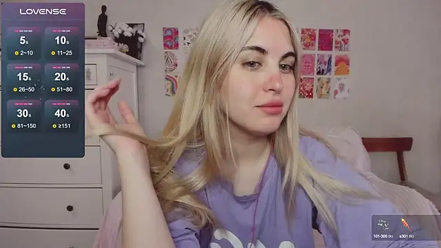 Snapshot of pawpaws chatting on October 1, 2025, 7:13 am pawpaws online show from October 1, 2025, 7:13 am