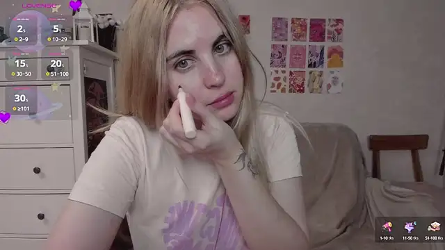 Snapshot of pawpaws chatting on February 28, 2025, 4:31 pm pawpaws online show from February 28, 2025, 4:31 pm