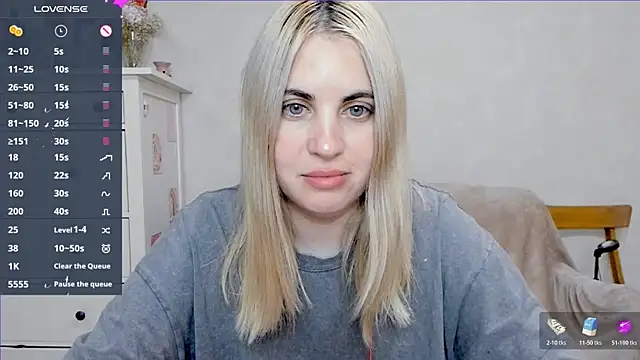 Snapshot of pawpaws chatting on November 9, 2025, 7:12 am pawpaws online show from November 9, 2025, 7:12 am