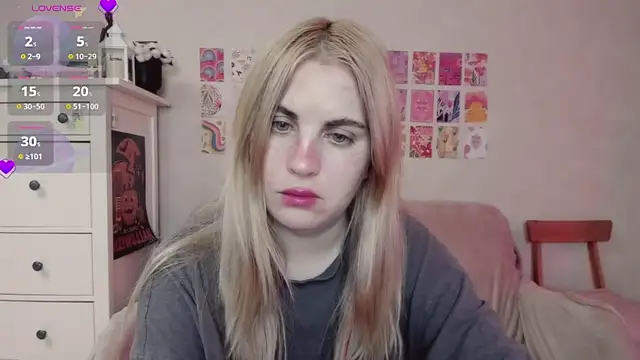 Snapshot of pawpaws chatting on February 26, 2025, 11:11 am pawpaws online show from February 26, 2025, 11:11 am