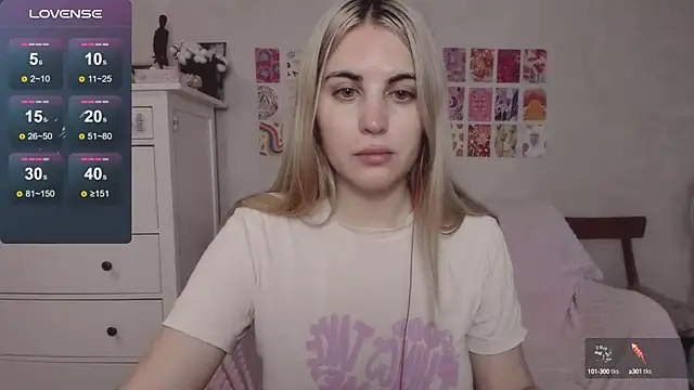 Snapshot of pawpaws chatting on September 22, 2025, 6:52 am pawpaws online show from September 22, 2025, 6:52 am