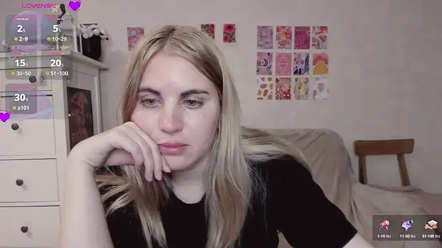 Snapshot of pawpaws chatting on February 24, 2025, 1:31 pm pawpaws online show from February 24, 2025, 1:31 pm