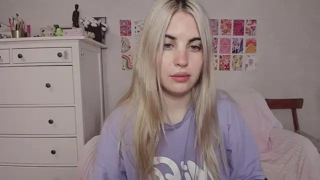 Snapshot of pawpaws chatting on September 23, 2025, 7:15 am pawpaws online show from September 23, 2025, 7:15 am