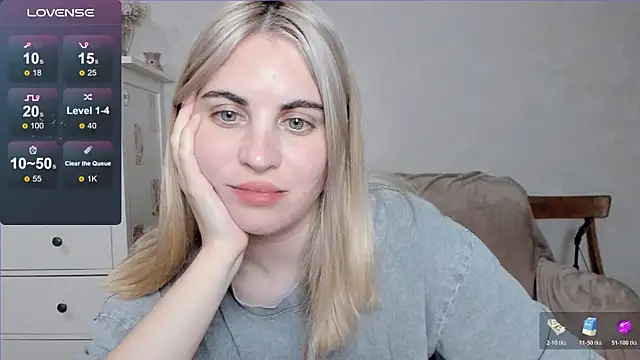 Snapshot of pawpaws chatting on November 2, 2025, 3:28 pm pawpaws online show from November 2, 2025, 3:28 pm