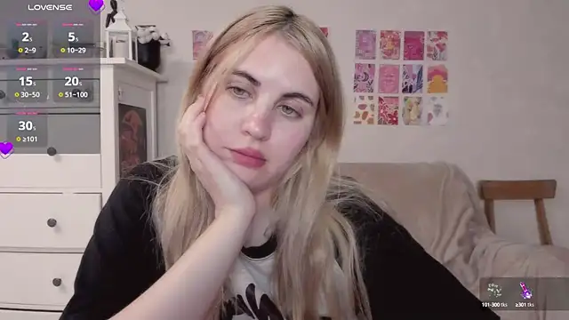 Snapshot of pawpaws chatting on March 6, 2025, 8:16 pm pawpaws online show from March 6, 2025, 8:16 pm