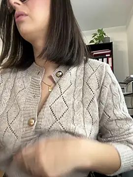 Hii Lolla online show from January 14, 2026, 9:02 am