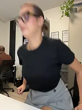 Snapshot of Hii_Lolla chatting on October 1, 2025, 6:07 am Hii Lolla online show from October 1, 2025, 6:07 am