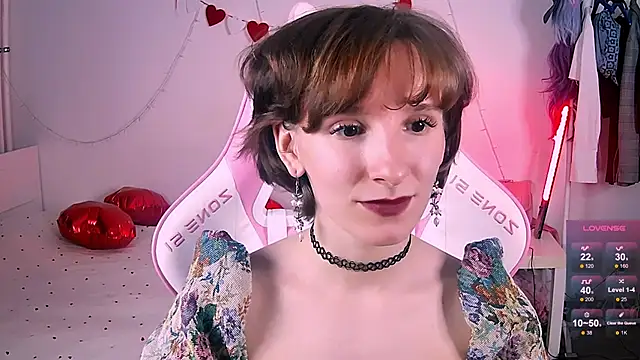 Violet Veliya online show from February 17, 2026, 4:04 pm