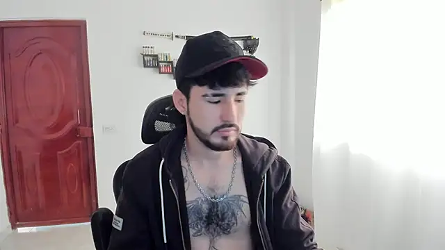 DmitriSanders online show from April 19, 2026, 3:02 pm