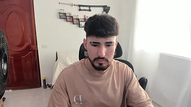 DmitriSanders online show from April 24, 2026, 9:39 pm