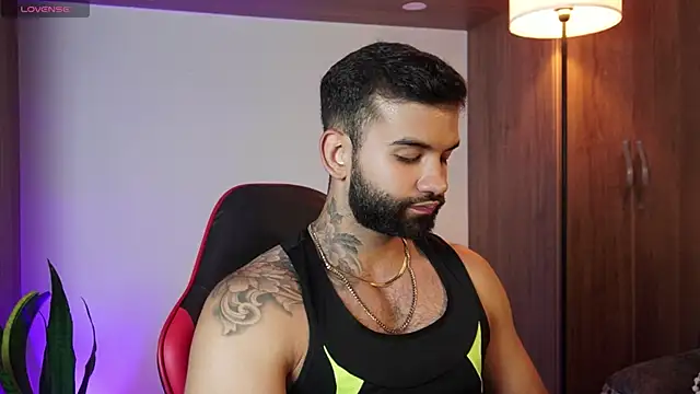 MarkHazze online show from November 14, 2025, 10:13 pm