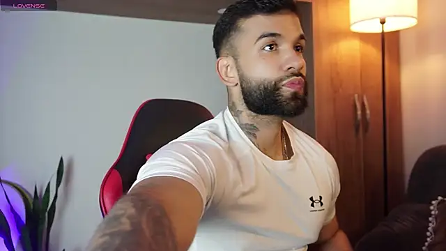 MarkHazze online show from November 8, 2025, 10:13 pm