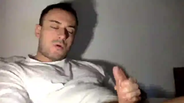 Snapshot of mainnrd chatting on November 4, 2025, 7:56 am mainnrd online show from November 4, 2025, 7:56 am