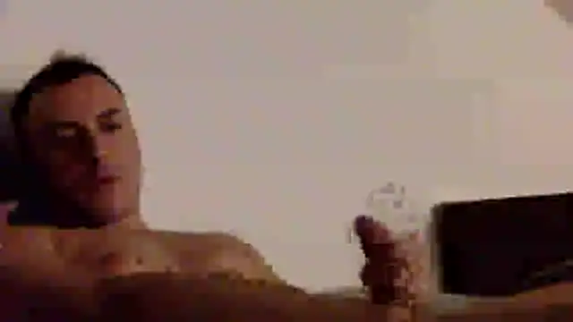 Snapshot of mainnrd chatting on October 27, 2025, 11:27 pm mainnrd online show from October 27, 2025, 11:27 pm