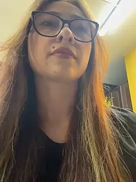 Snapshot of Sofii_gold chatting on March 5, 2025, 11:38 pm Sofii gold online show from March 5, 2025, 11:38 pm