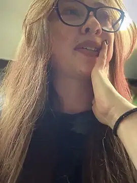 Snapshot of Sofii_gold chatting on March 1, 2025, 10:53 pm Sofii gold online show from March 1, 2025, 10:53 pm