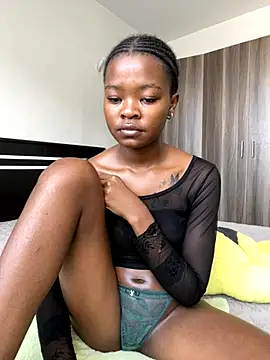 Snapshot of Grusha19 chatting on November 28, 2025, 8:25 am Grusha19 online show from November 28, 2025, 8:25 am