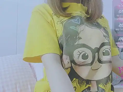 Linh diudang online show from September 29, 2025, 2:40 am