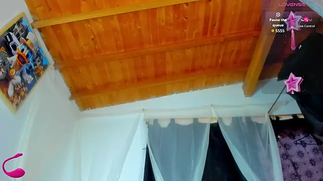 Snapshot of esteveen_ortegas_ chatting on November 4, 2025, 11:47 am esteveen ortegas online show from November 4, 2025, 11:47 am