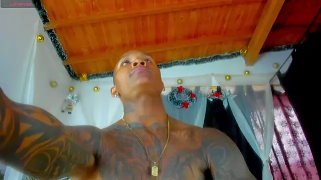 esteveen ortegas  online show from February 10, 2026, 5:12 pm