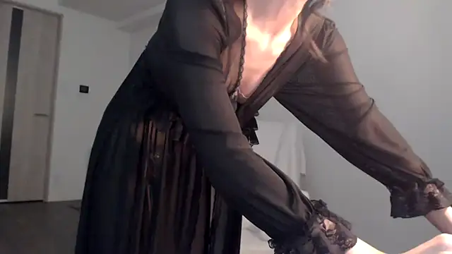 Snapshot of Lily_0000 chatting on January 19, 2025, 3:42 pm Lily 0000 online show from January 19, 2025, 3:42 pm