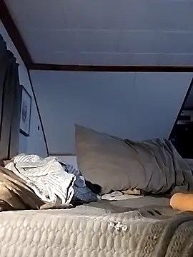 Mraddicktive online show from September 26, 2025, 8:43 am