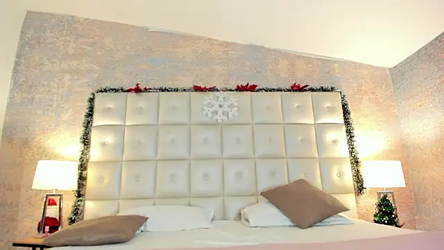 Snapshot of Lezy_ chatting on January 14, 2026, 7:39 pm Lezy online show from January 14, 2026, 7:39 pm