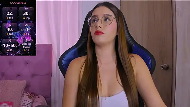 Snapshot of ParisShayk chatting on December 20, 2025, 6:11 pm ParisShayk online show from December 20, 2025, 6:11 pm