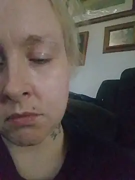 Snapshot of mollymay69 chatting on October 27, 2025, 10:00 pm mollymay69 online show from October 27, 2025, 10:00 pm