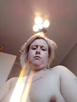 Snapshot of mollymay69 chatting on November 18, 2025, 6:50 am mollymay69 online show from November 18, 2025, 6:50 am