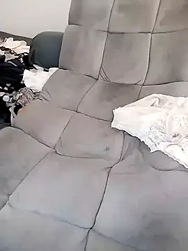 Lika113z online show from November 13, 2025, 4:00 pm