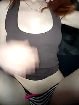 Snapshot of Teya_New chatting on December 20, 2025, 7:22 am Teya New online show from December 20, 2025, 7:22 am