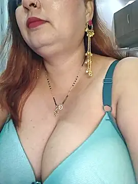 Snapshot of Dianaa9 chatting on April 29, 2026, 5:30 pm Dianaa9 online show from April 29, 2026, 5:30 pm