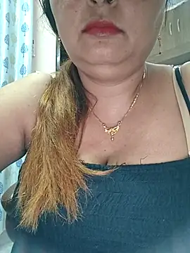 Dianaa9 online show from November 3, 2025, 7:35 am